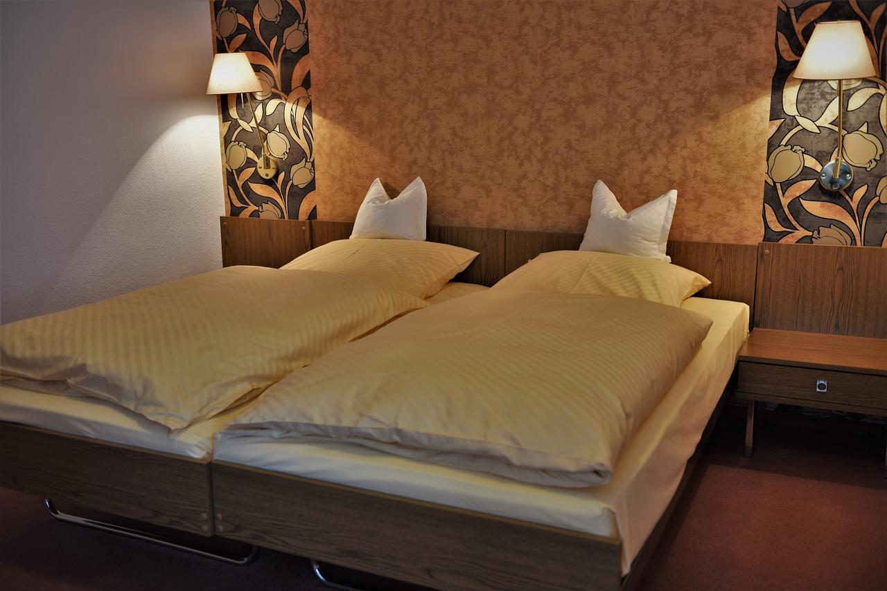 Parkhotel Goldlinde Bodenwerder Esterno foto
